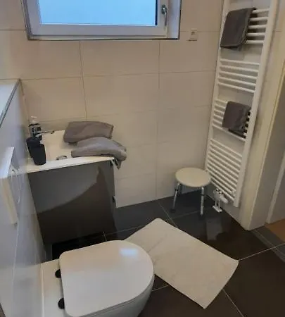 Arrive & Relax - Volkmar Homestay Dusseldorf