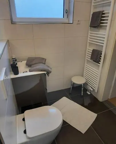 Arrive & Relax - Volkmar Pansiyon Düsseldorf